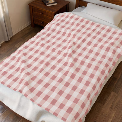 Pink Gingham Velveteen Plush Blanket – Cozy Farmhouse Throw