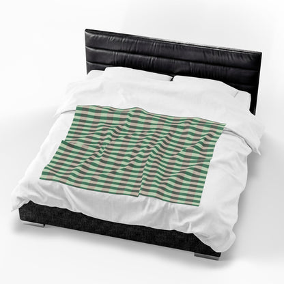 Green Plaid Velveteen Plush Blanket — Soft Cozy Throw for Living Room & Cabin