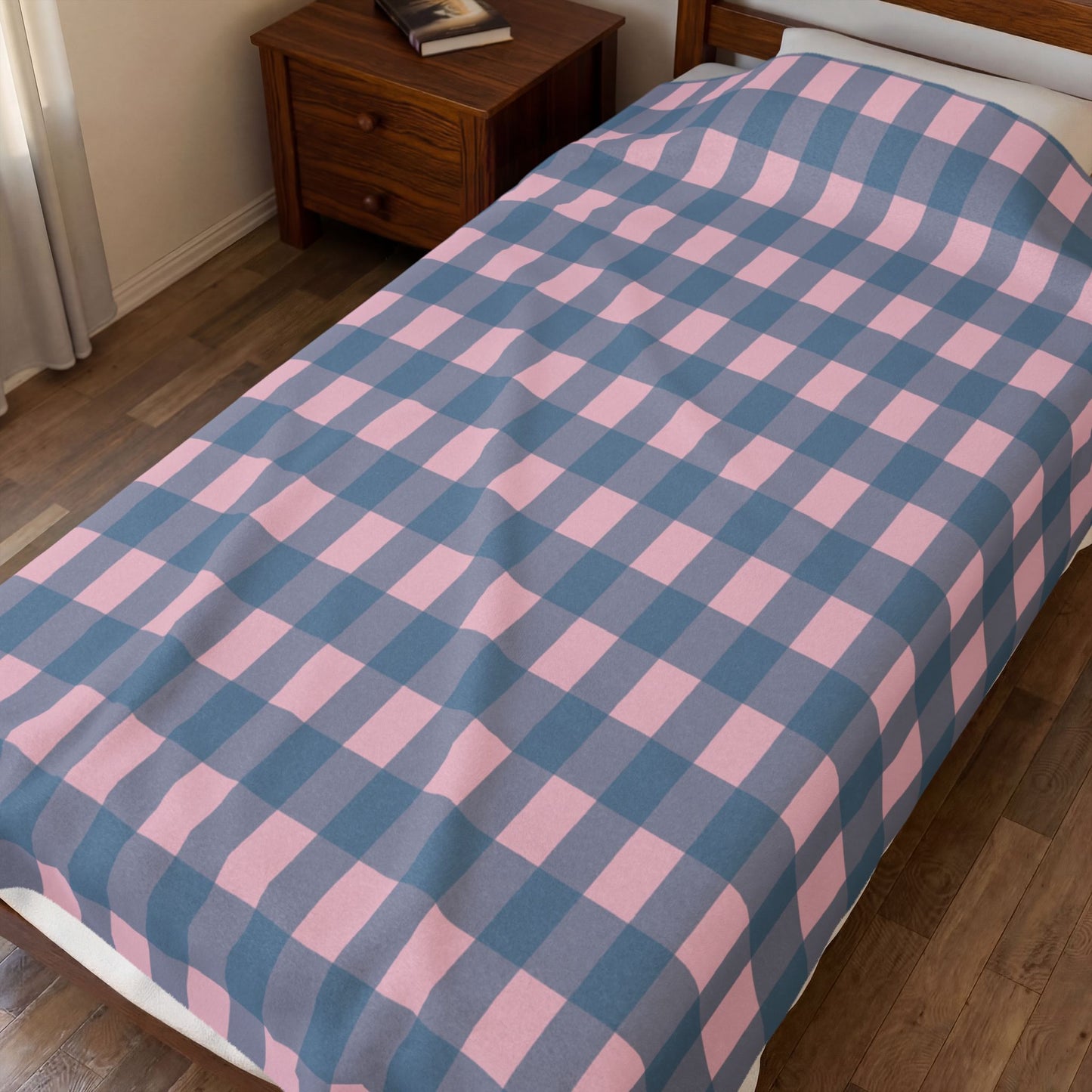 Plaid Velveteen Plush Blanket – Pink & Blue Cozy Throw for Home, Nursery, Gift
