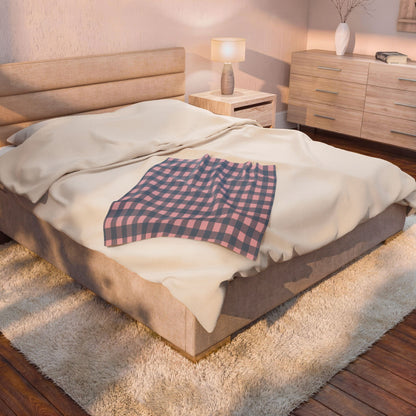 Plaid Velveteen Plush Blanket – Pink & Blue Cozy Throw for Home, Nursery, Gift